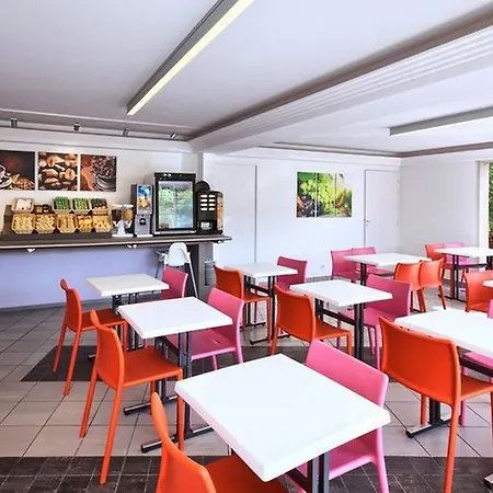Hotel Formule Club Cenon