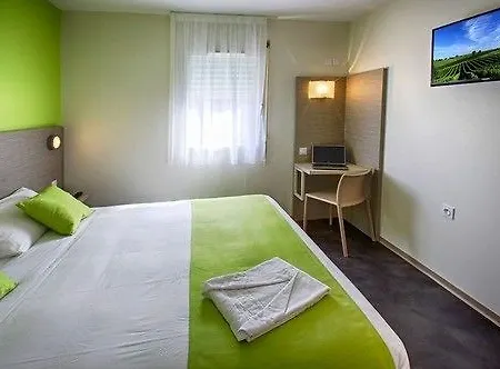 Formule Club Hotel 2*