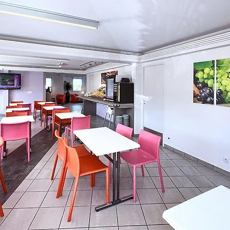 Hotell Formules Club Cenon