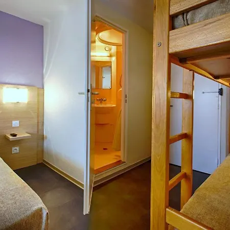 Formules Club Hotell Cenon