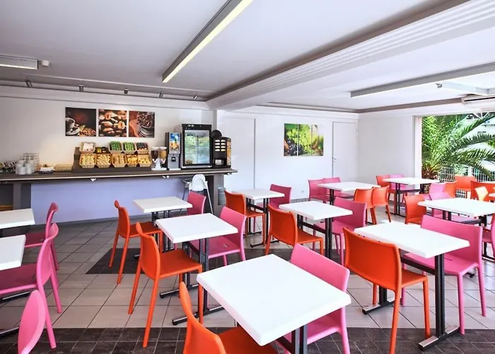 Hotel Formules Club Cenon