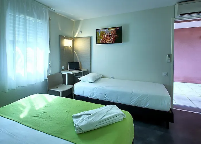 Hotel Formules Club 2*