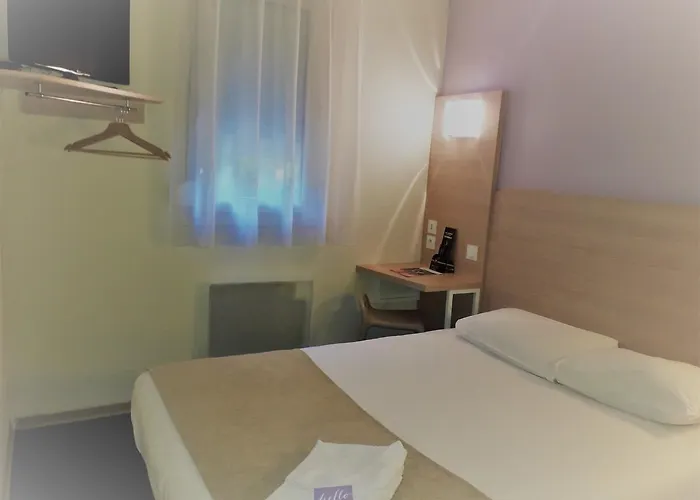 Hotel Formules Club Cenon