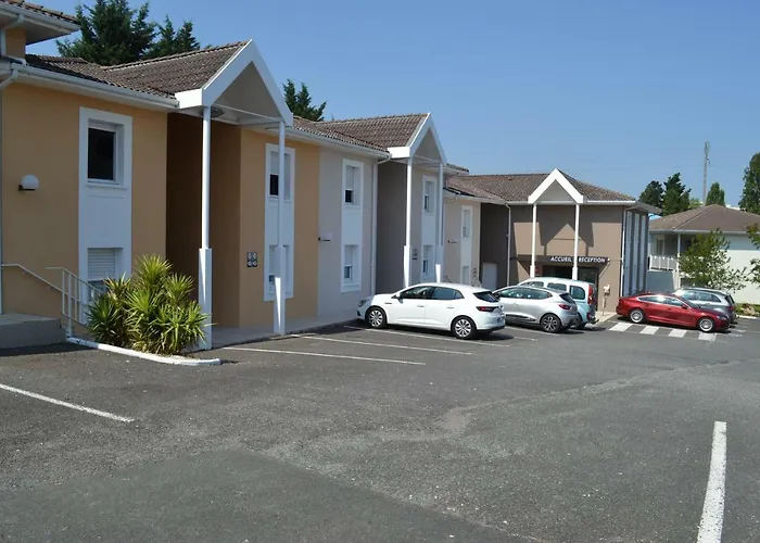 Hotel Formules Club Cenon